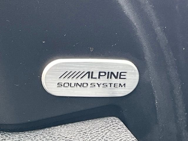 2023 Chrysler 300 Touring L