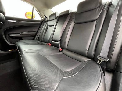 2023 Chrysler 300 Touring L