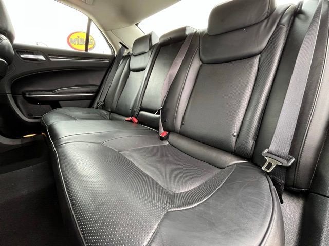 2023 Chrysler 300 Touring L