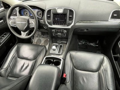 2023 Chrysler 300 Touring L