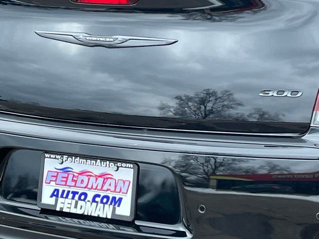 2023 Chrysler 300 Touring L