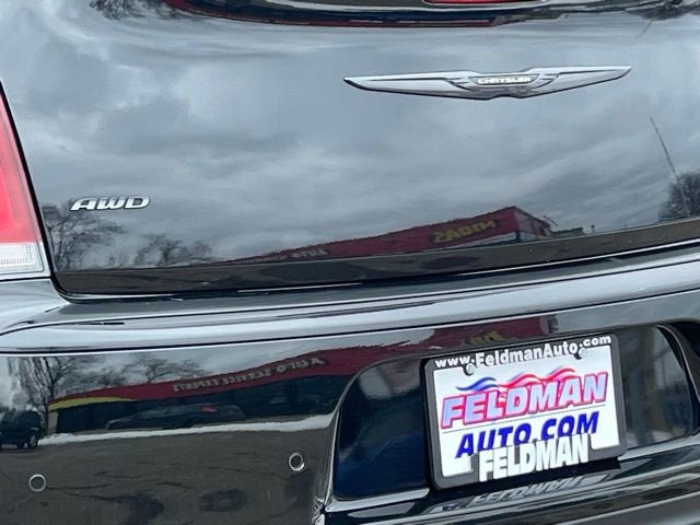 2023 Chrysler 300 Touring L