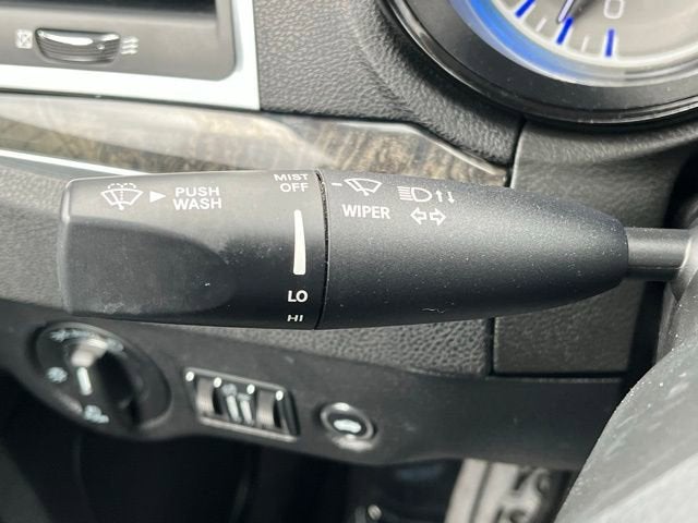 2023 Chrysler 300 Touring L