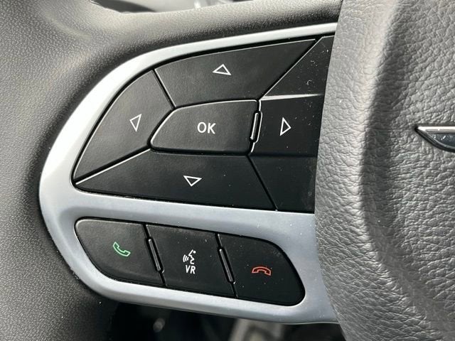 2023 Chrysler 300 Touring L