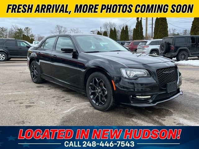 2023 Chrysler 300 Touring L