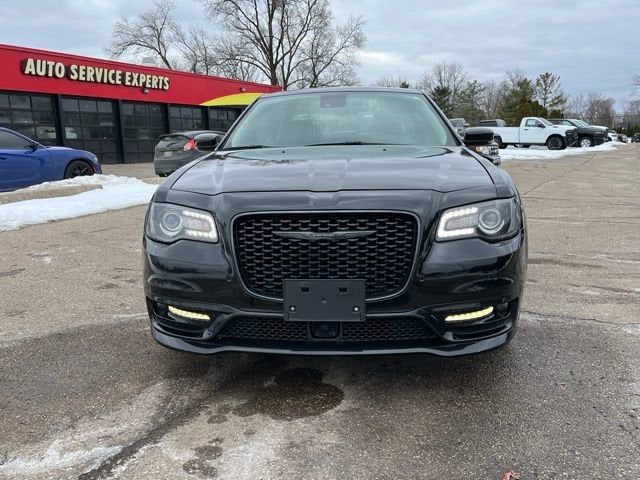 2023 Chrysler 300 Touring L