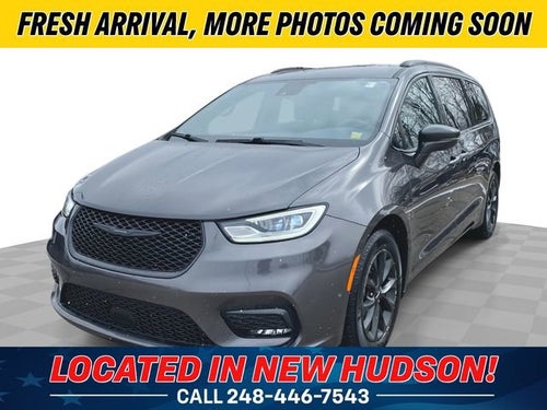 2021 Chrysler Pacifica Touring