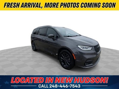 2021 Chrysler Pacifica Touring