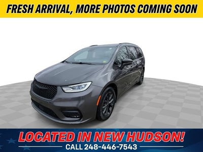 2021 Chrysler Pacifica Touring