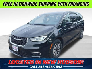2023 Chrysler Pacifica Hybrid Touring L
