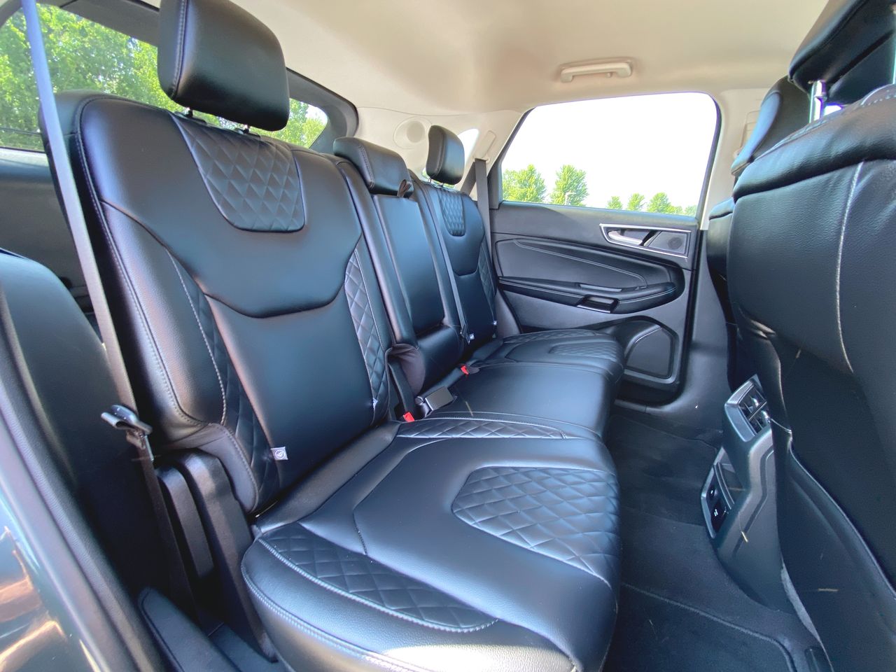 2023 Ford Edge Titanium