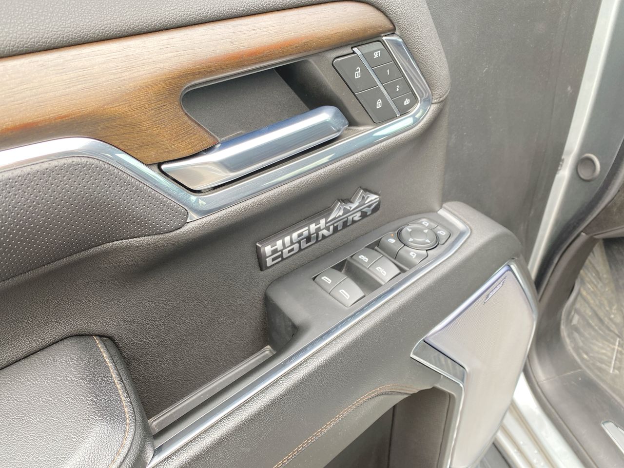 2024 Chevrolet Silverado 1500 High Country