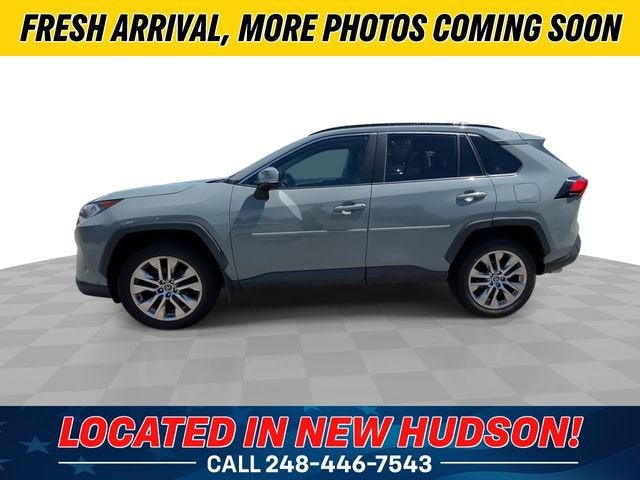 2020 Toyota RAV4 XLE Premium