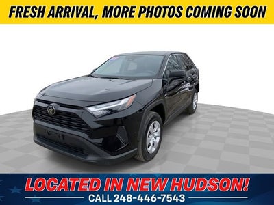 2024 Toyota RAV4 LE