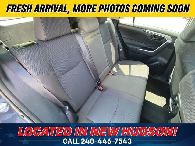 2025 Toyota RAV4 LE