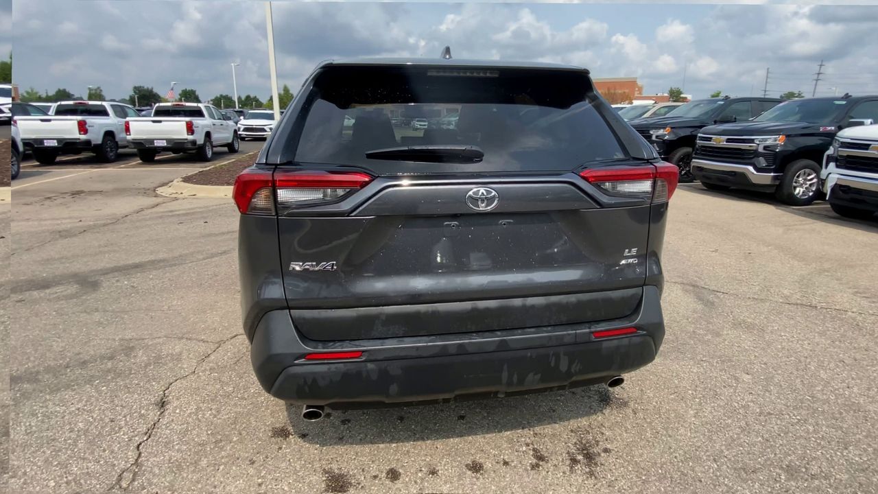 2025 Toyota RAV4 LE