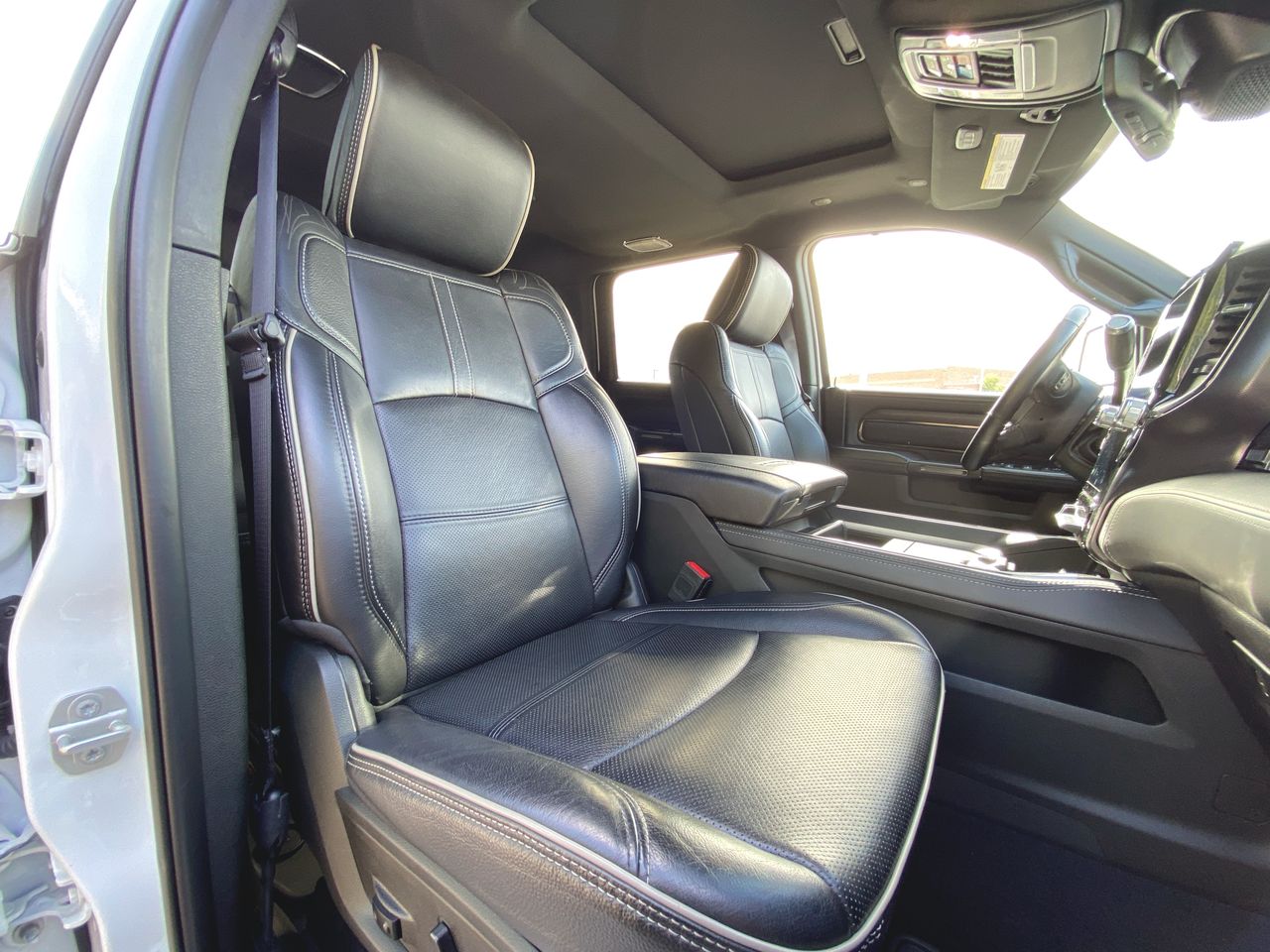 2024 RAM 2500 Limited Mega Cab 4x4 6'4" Box