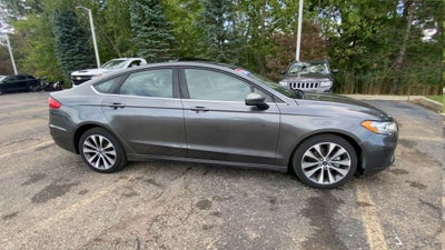 2020 Ford Fusion SE