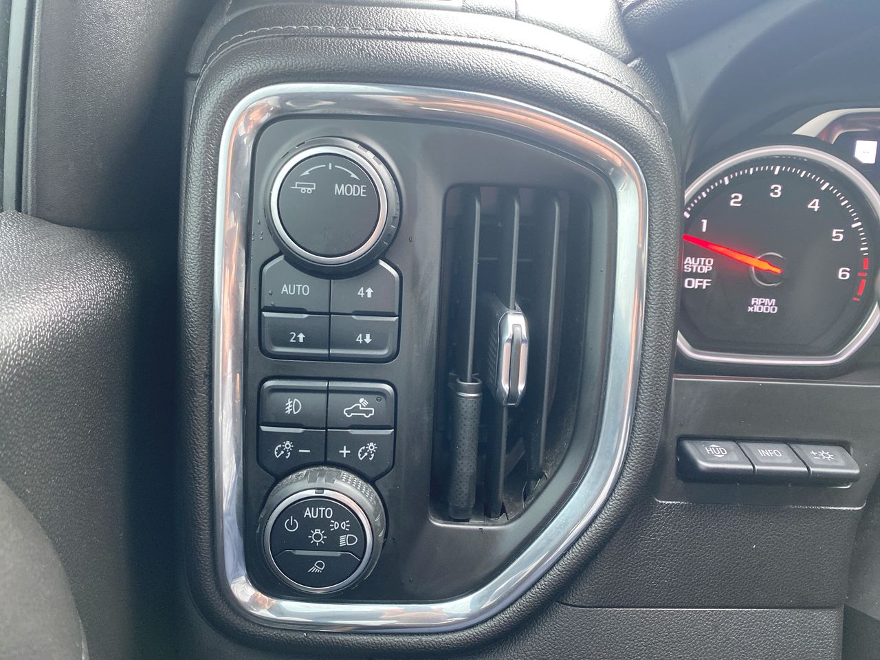 2020 Chevrolet Silverado 1500 High Country
