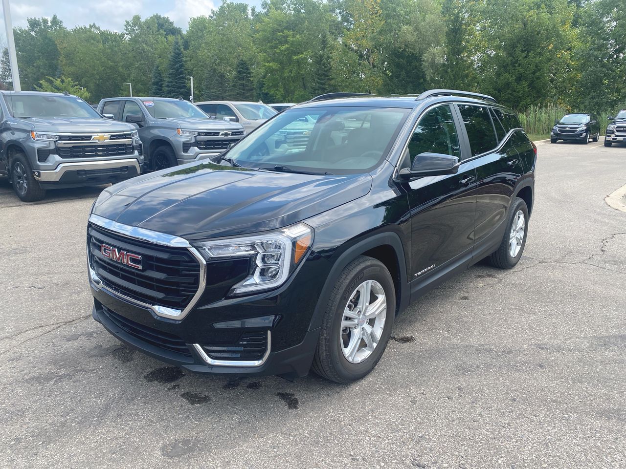 2023 GMC Terrain SLE
