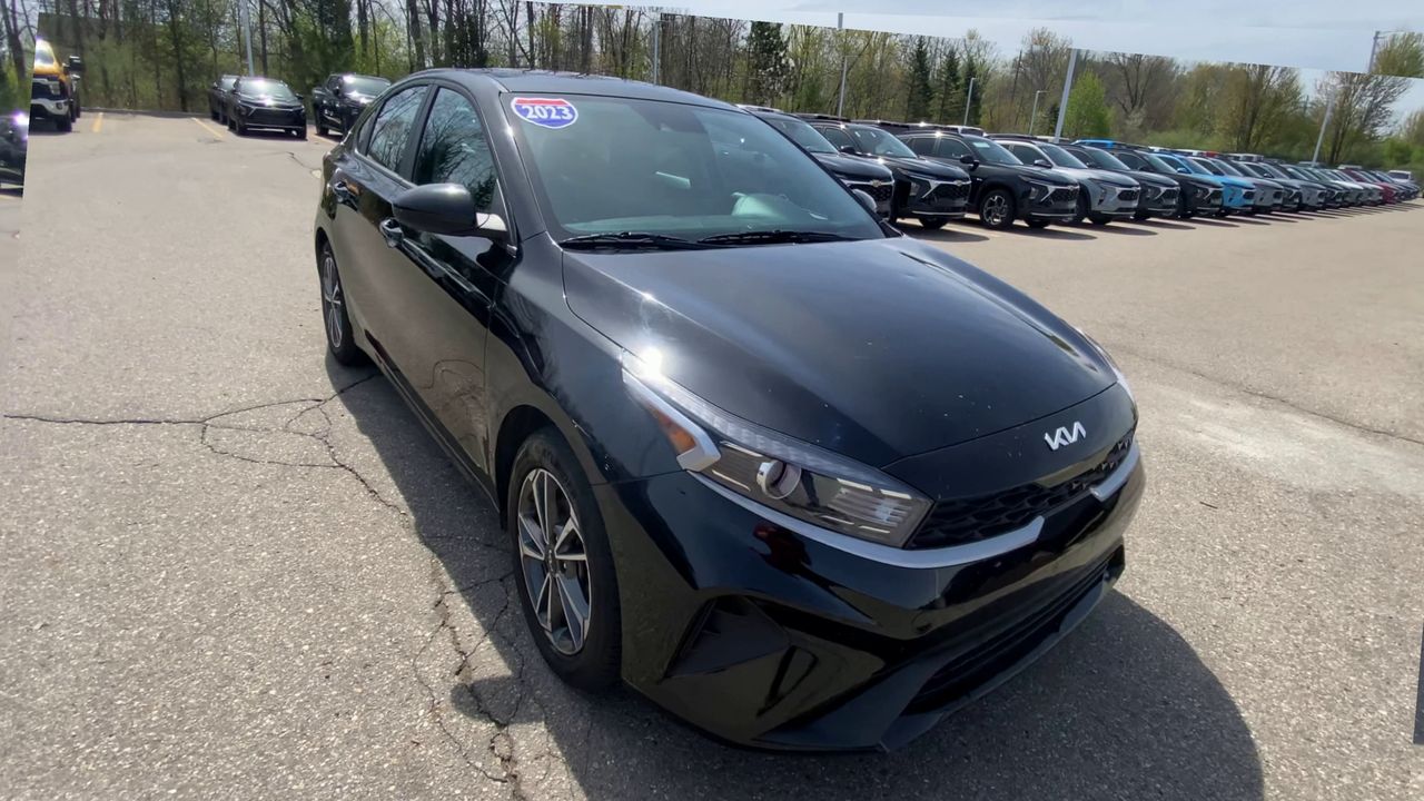 2023 Kia Forte LXS