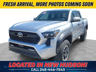 2025 Toyota Tacoma 4WD SR