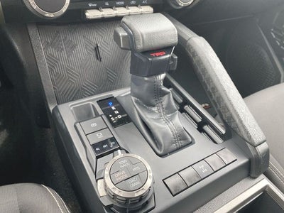 2024 Toyota Tacoma 4WD SR5