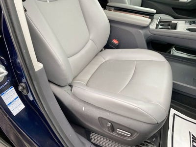 2022 Toyota Sienna XLE