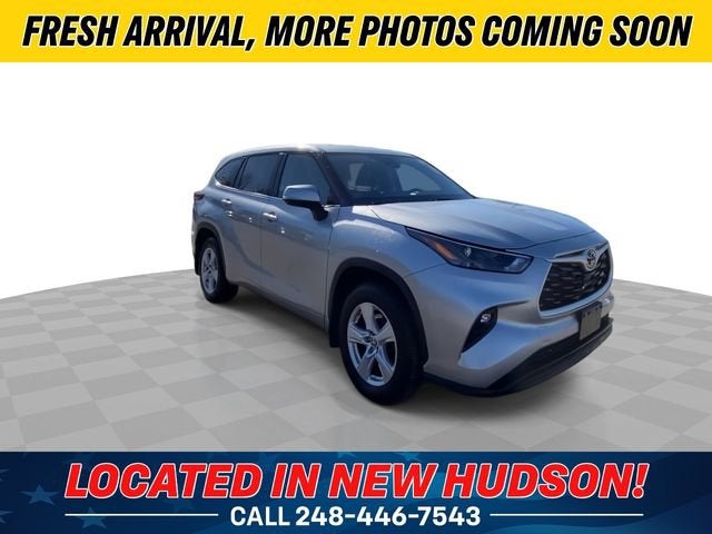 2024 Toyota Highlander LE