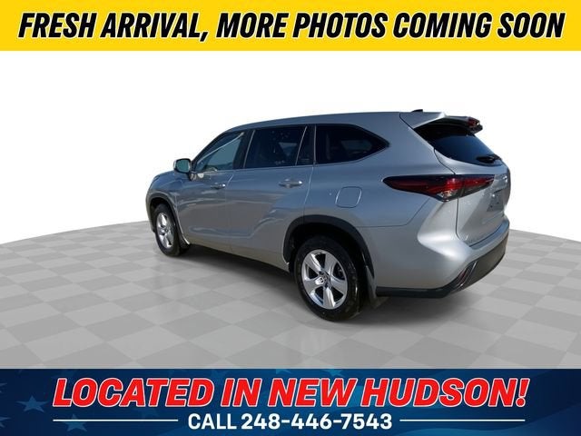 2024 Toyota Highlander LE