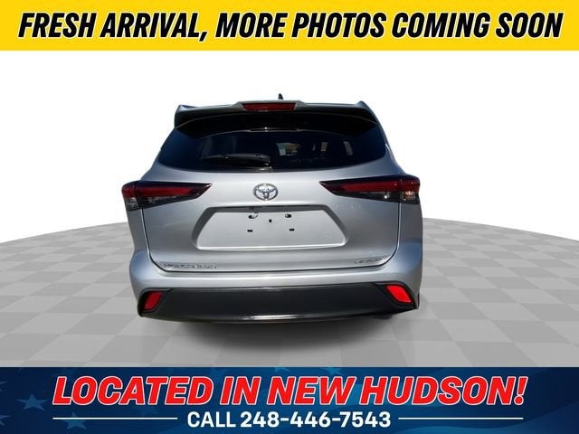 2024 Toyota Highlander LE