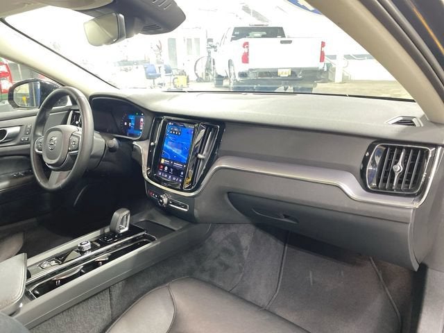 2024 Volvo S60 Core Dark Theme