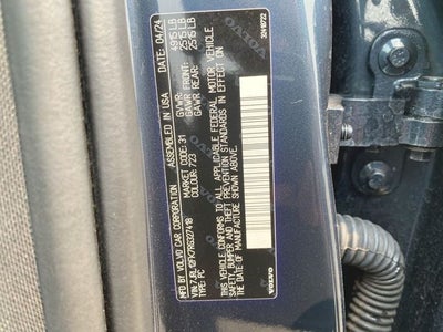 2024 Volvo S60 Core Dark Theme