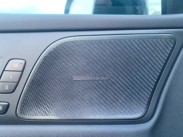 2023 Volvo S60 B5 Plus Black Edition