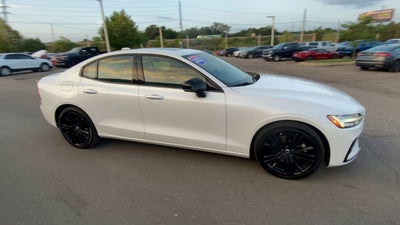 2023 Volvo S60 B5 Plus Black Edition