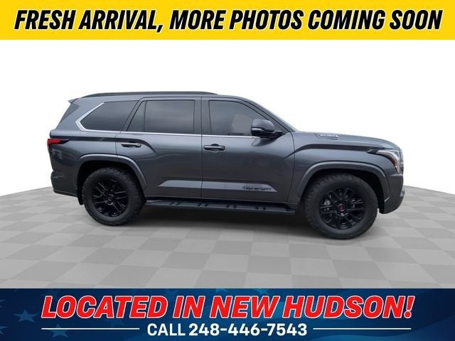 2024 Toyota Sequoia SR5