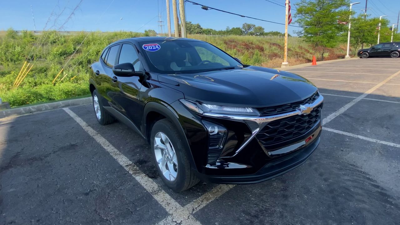 2024 Chevrolet Trax LS