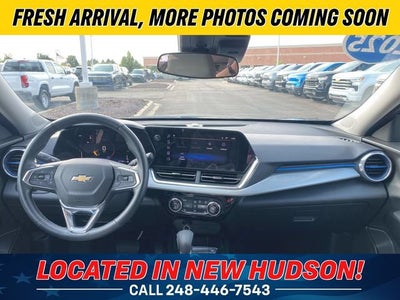 2025 Chevrolet Trax LT
