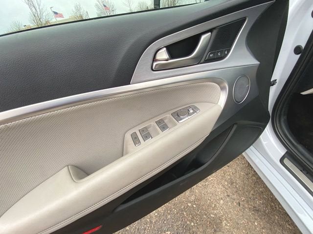 2021 Genesis G70 2.0T AWD