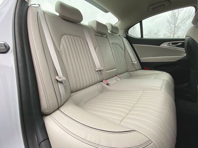 2021 Genesis G70 2.0T AWD