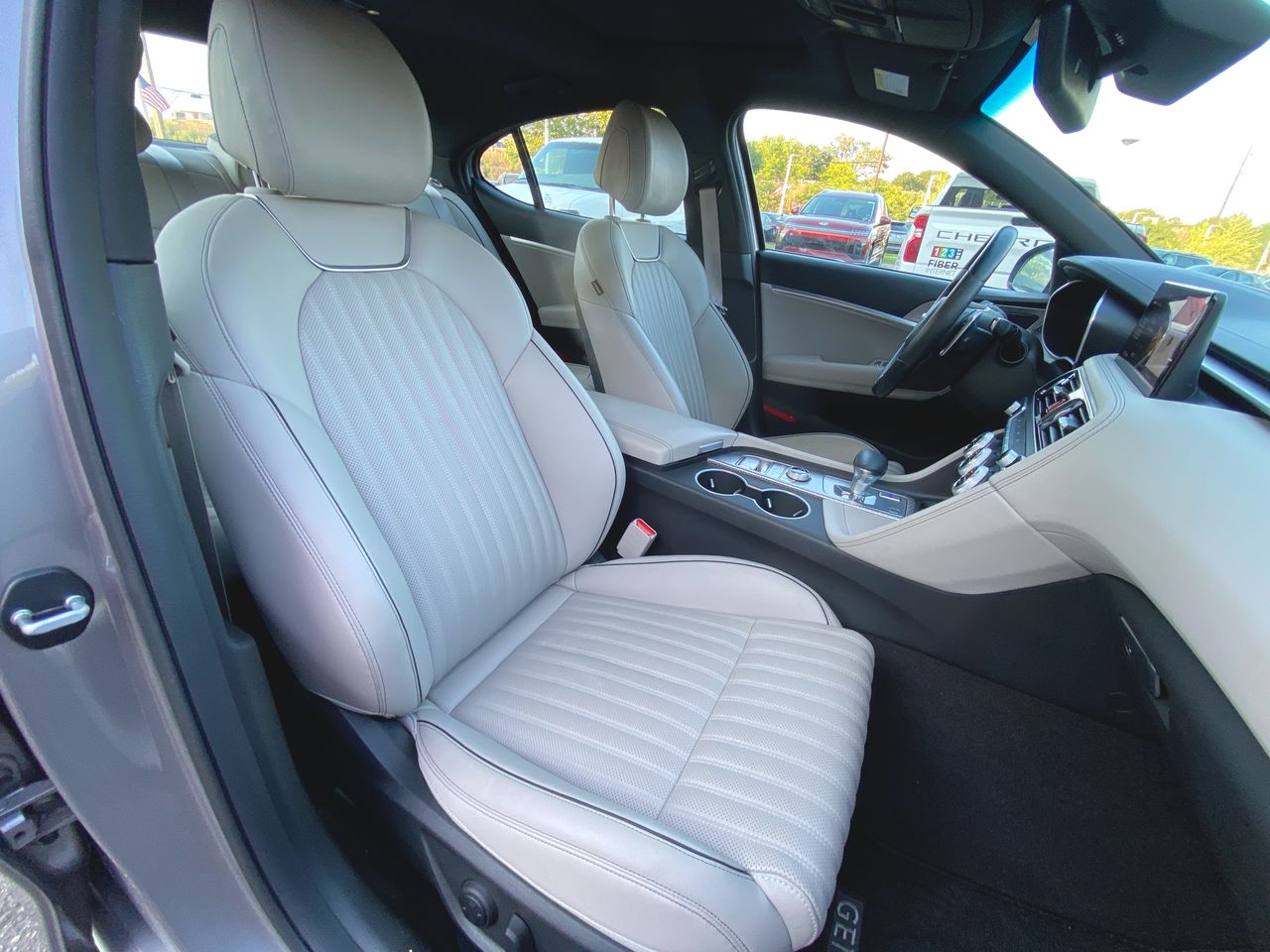 2023 Genesis G70 2.0T AWD