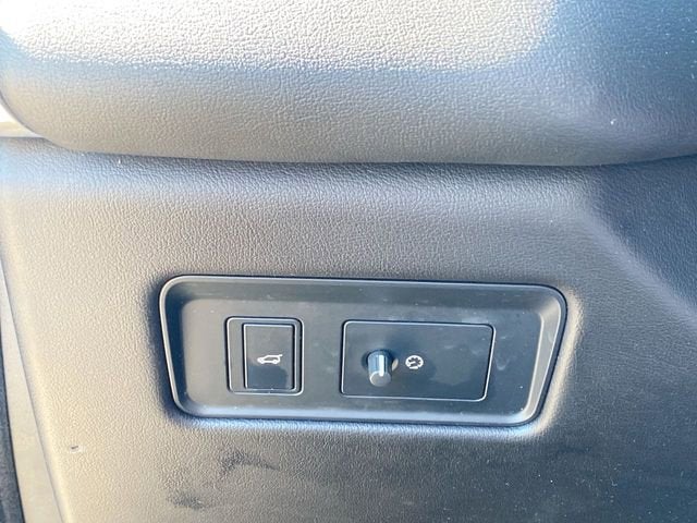 2024 Jaguar F-PACE R-Dynamic S