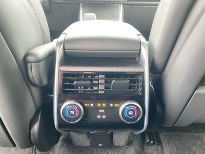 2025 Land Rover Range Rover SE