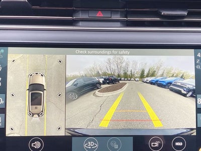 2025 Land Rover Range Rover SE