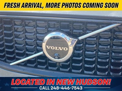 2025 Volvo XC60 B5 Plus