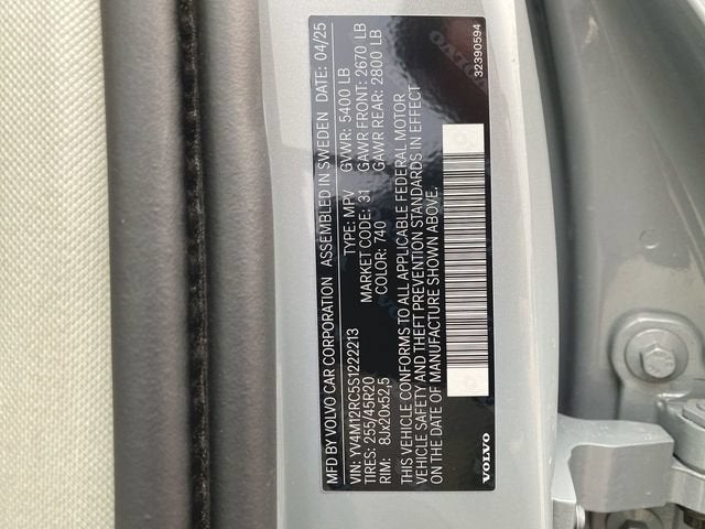 2025 Volvo XC60 B5 Plus