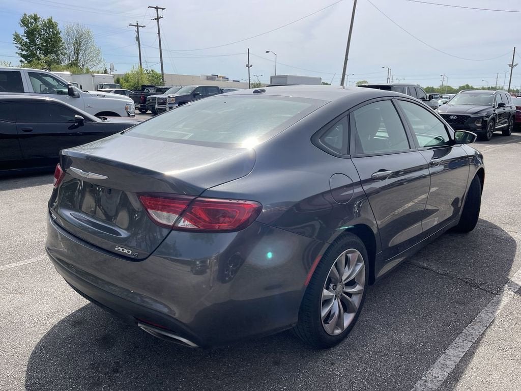 2015 Chrysler 200 S