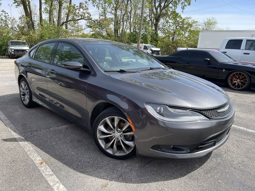 2015 Chrysler 200 S
