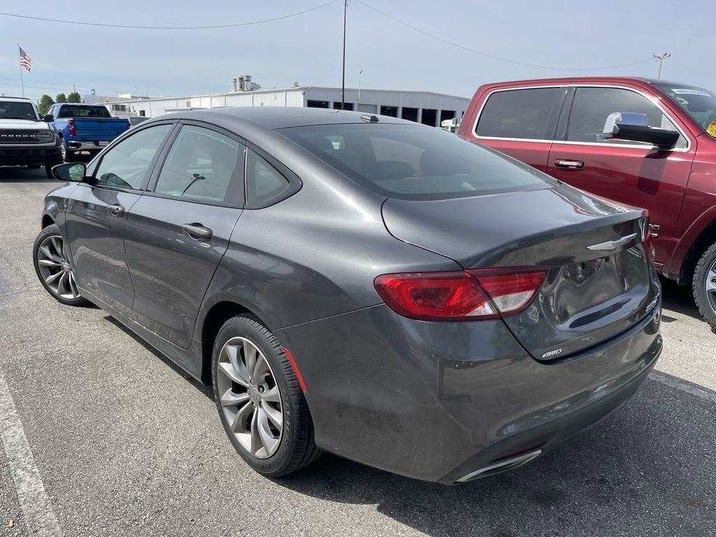 2015 Chrysler 200 S