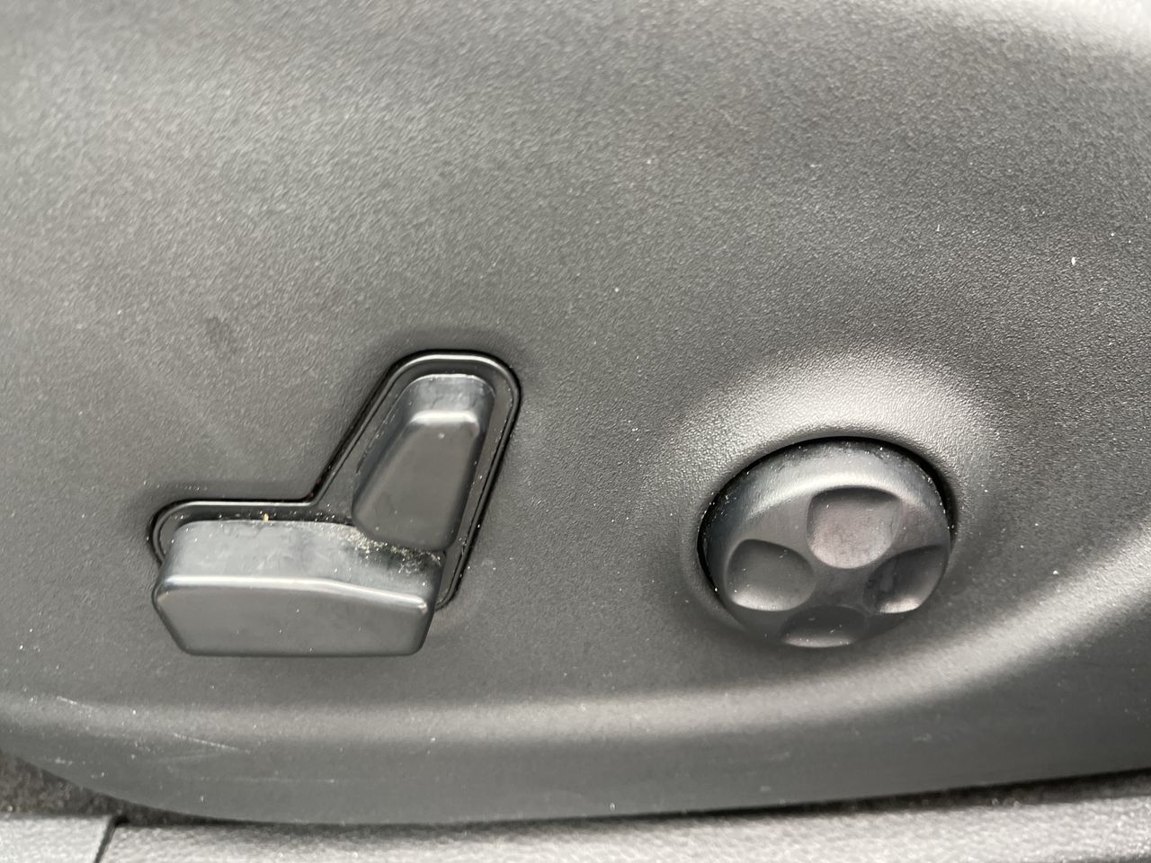 2019 Jeep Cherokee Overland